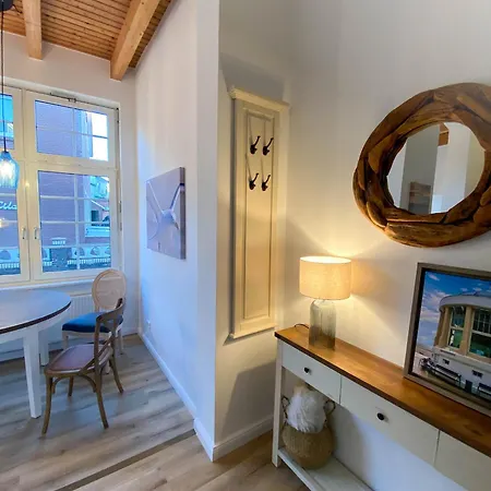 Haus Delphin 3 Апартаменты Боркум